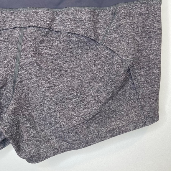 LULULEMON Run Times Short II 4" Gray Size 8 Shorts Women’s Short Workout Shorts - Picture 8 of 13